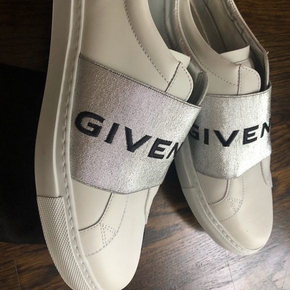 Givechy White & Silver Elastic Urban Knots Sneakers size 38 - Picture 3 of 3